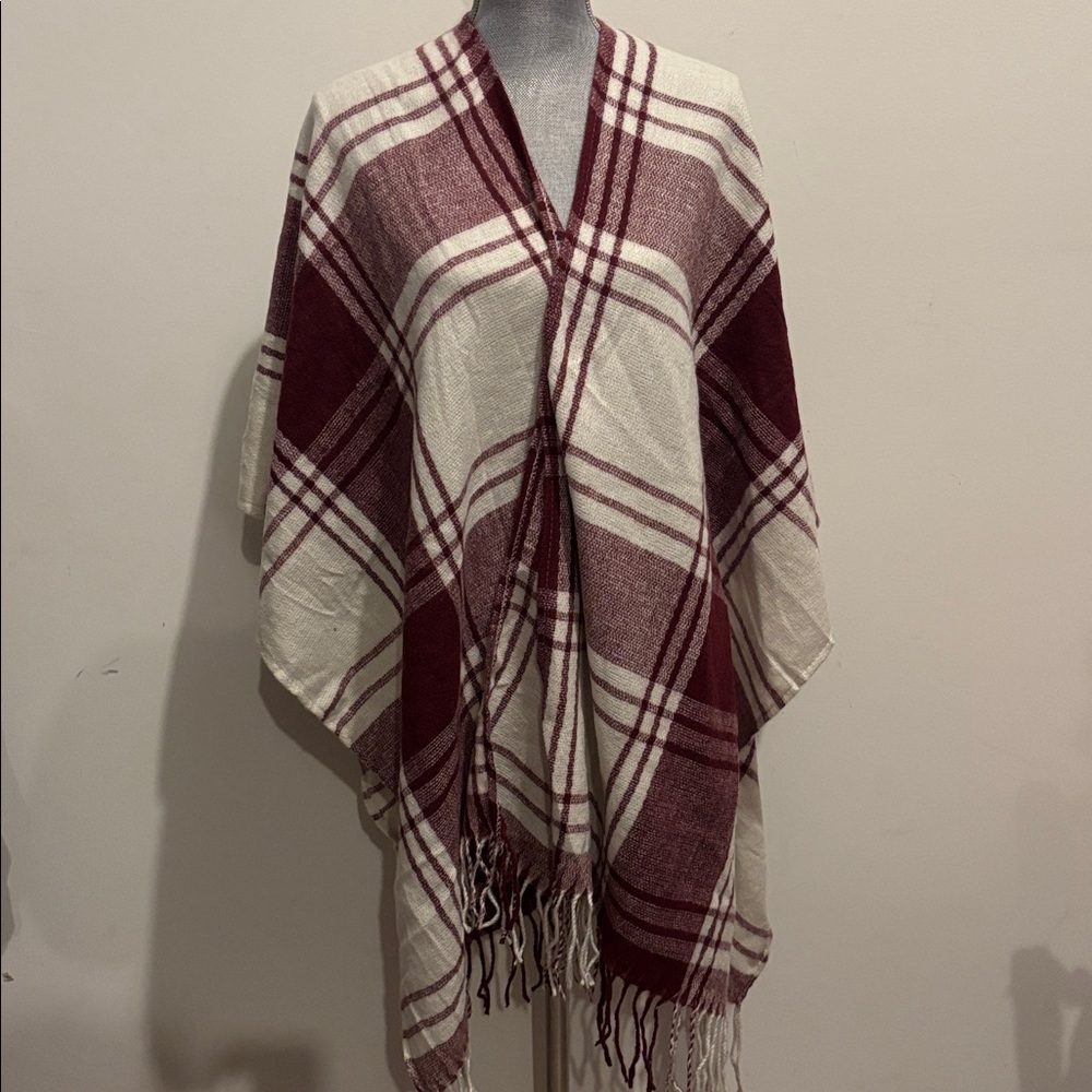 Banana Republic Burgundy and Cream Plaid Poncho NWT